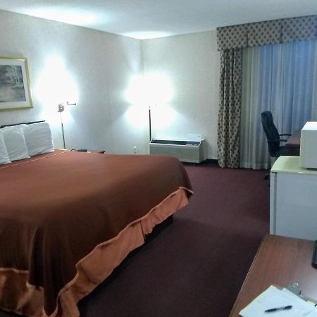 Howard Johnson By Wyndham Bartonsville/Poconos Area Exteriör bild